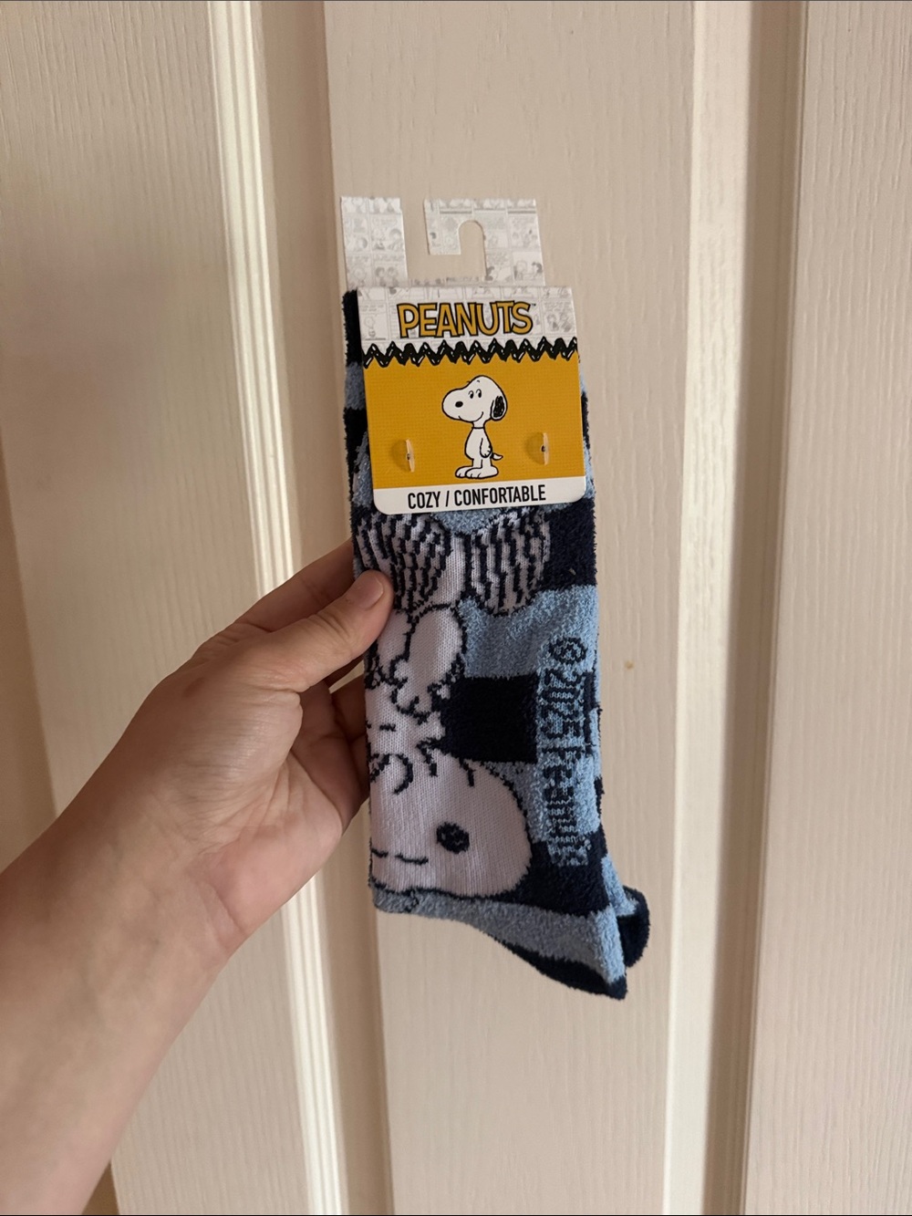 Peanuts Snoopy Men's Crew Socks - Light Blue & Black